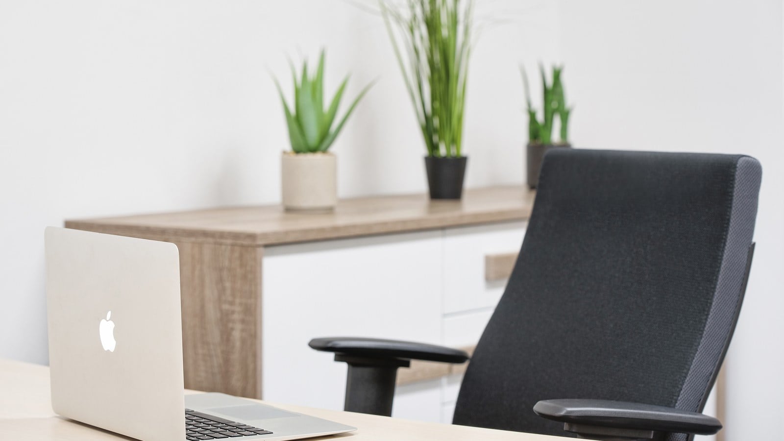 Homeoffice oder Coworking? Was Selbstständige 2026 steuerlich wissen sollten